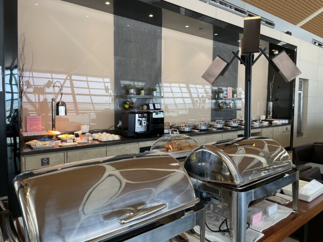 中国東方航空のラウンジ