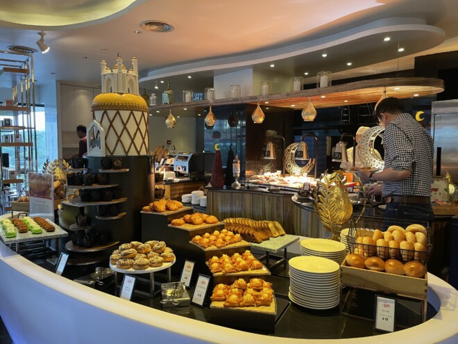 ヒルトンクアラルンプールの朝食ビュッフェ