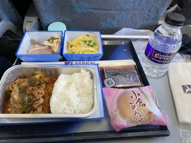 マカオ航空の機内食