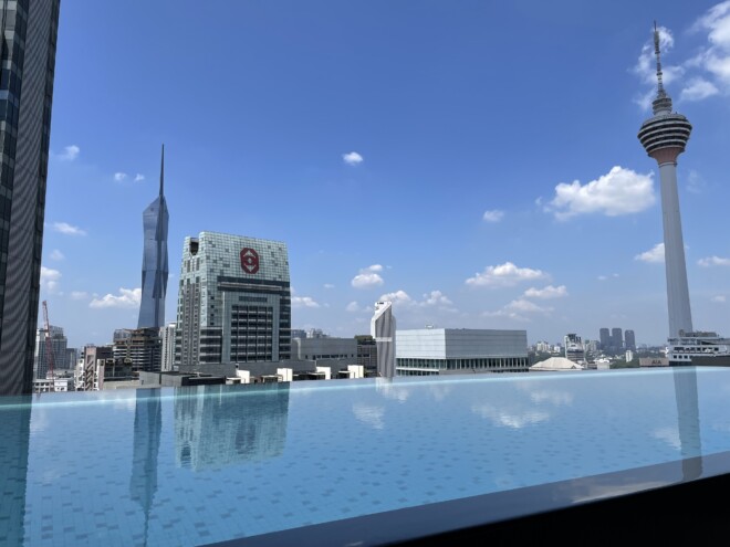 EQクアラルンプールのプール