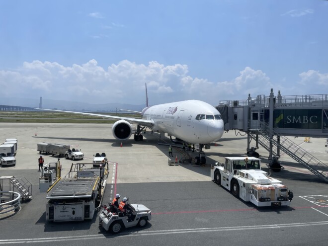 タイ航空 B777-300ER (関空→バンコク TG623)