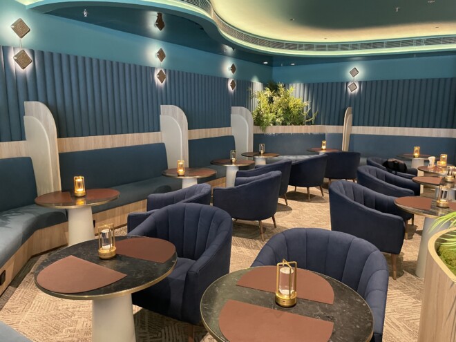 香港国際空港のKYRA Lounge