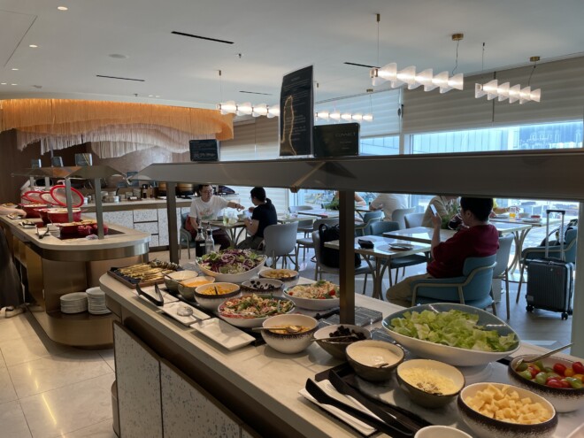 香港国際空港のKYRA Lounge