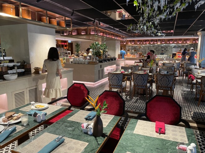 グランド メルキュール ハノイの朝食会場