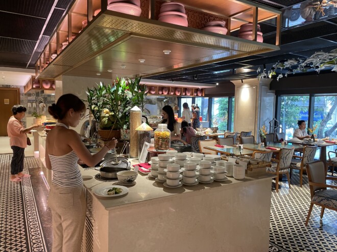 グランド メルキュール ハノイの朝食会場