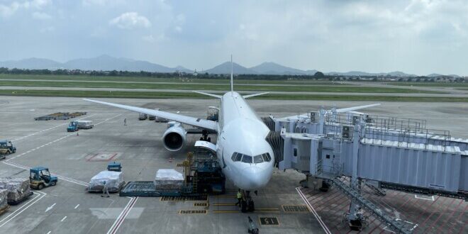 キャセイパシフィック航空 CX740便